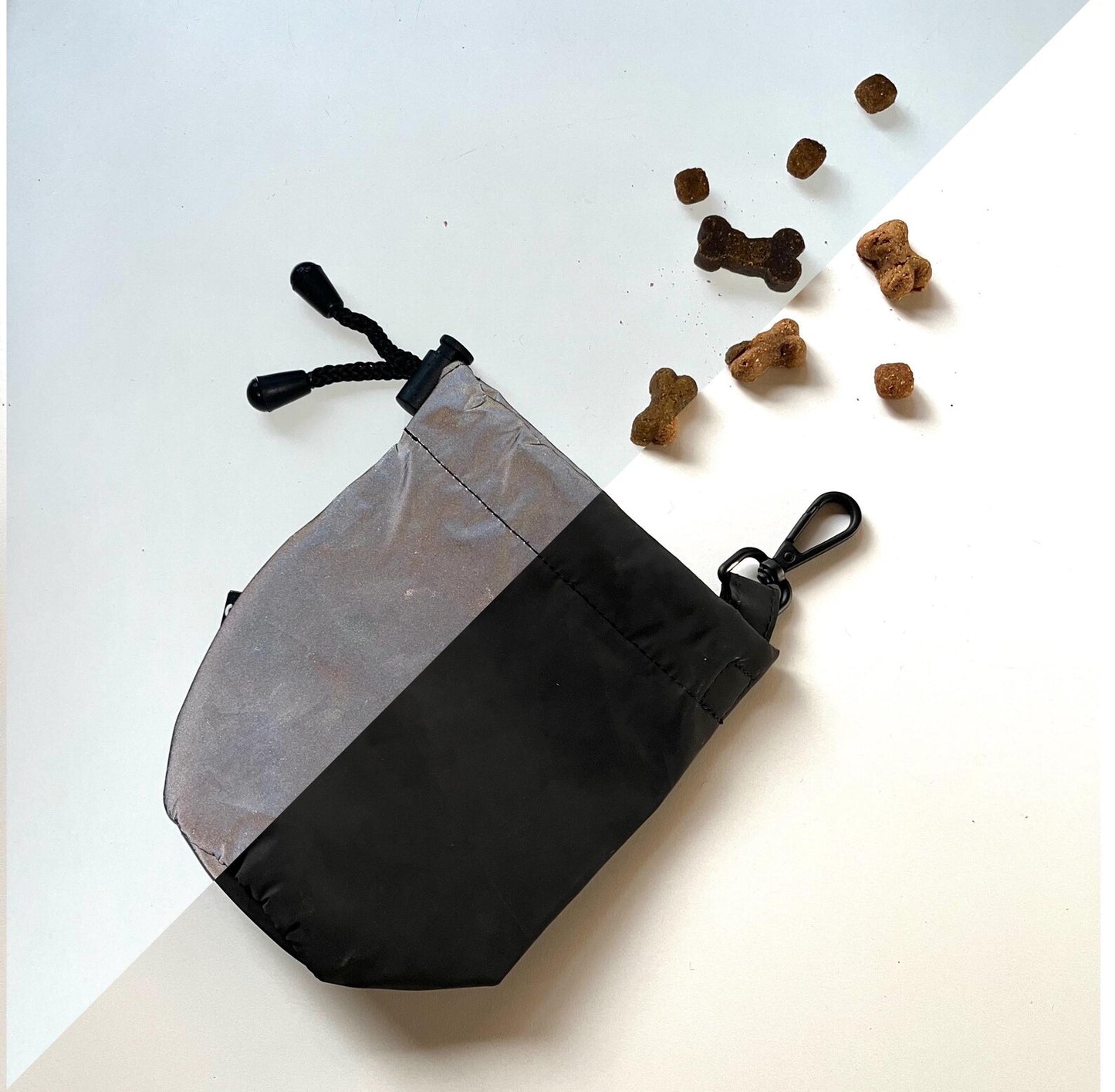 Black Reflective Dog Treat Pouch – Waterproof Training Treat Bag with Clip & Drawstring, Night Visibility Accessory