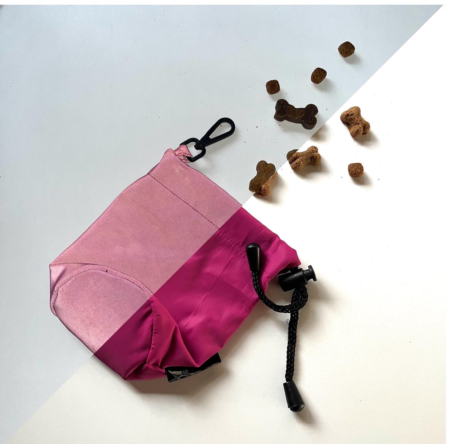 Magenta Reflective Dog Treat Pouch – Waterproof Training Treat Bag with Clip & Drawstring, Night Visibility Accessory